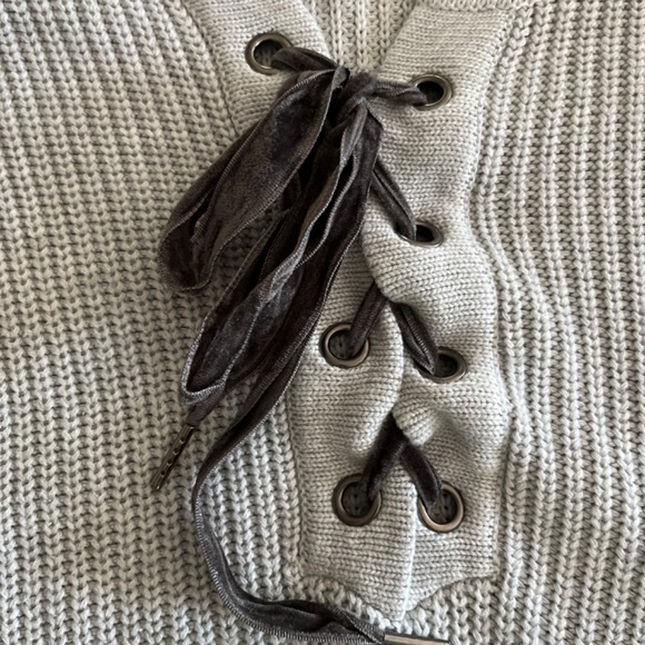 Rails Olivia lace up sweater - Picture 3 of 3